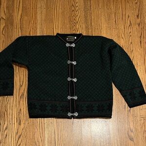 Norsk Wear Sweater